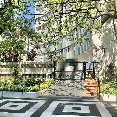 Vista Mar Em Frente Ao Avelino'S C/ Vaga Apartment Guaruja Exterior photo